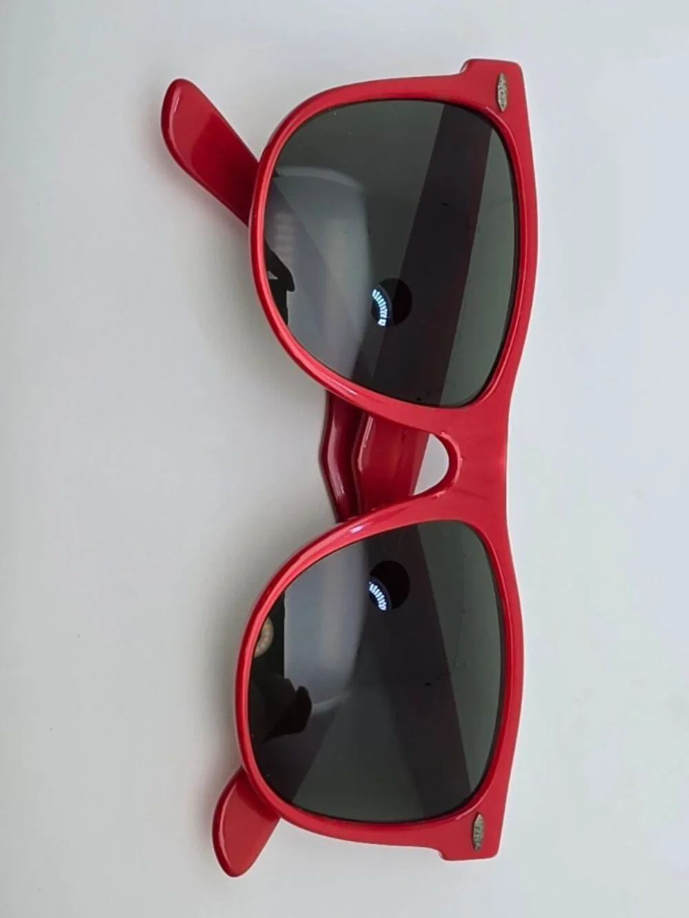 Ray-Ban B&L Wayfarer II L1736 Red Frame G-15 Green Lens Sunglasses w/ Retainer
